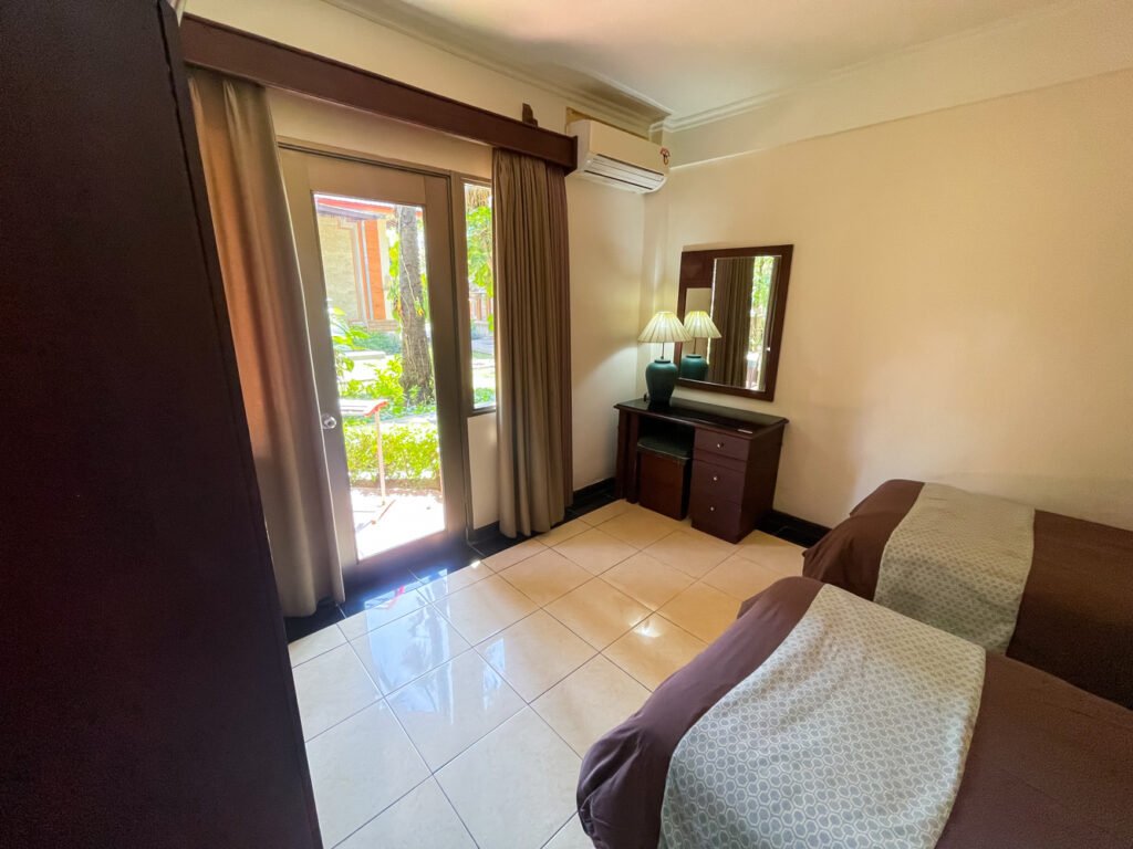 The BEST Room view 6124 apartment jayakarta legian Bali