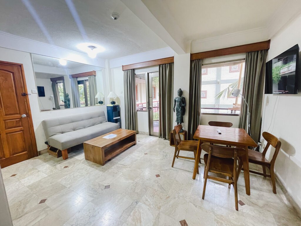 JAYAKARTA ROOM 6411 LEGIAN BALI