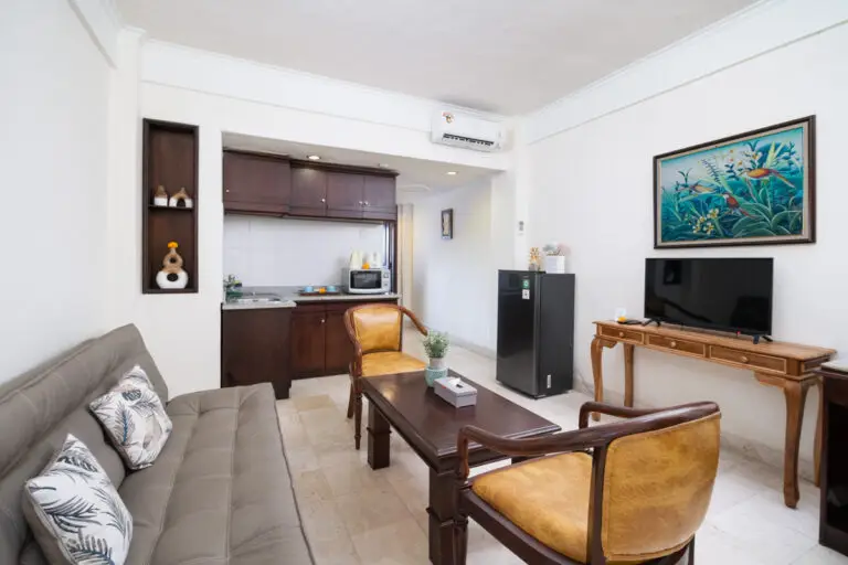 Livingroom kitchen 6264 Jayakarta legian Bali