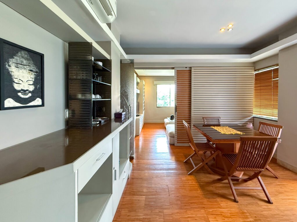 gallery grid image